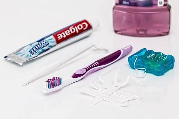 Comment Choisir son Kit de Blanchiment des Dents à Domicile ?